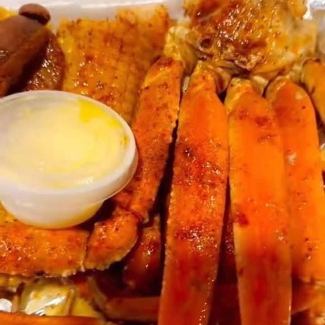 Snow Crab Leg & Shrimp.